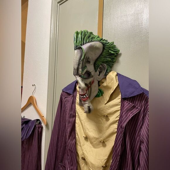 Batman Adult Arkham City Standard  Rubies Men's Joker Costume - Arkham City - Picture 5 of 5